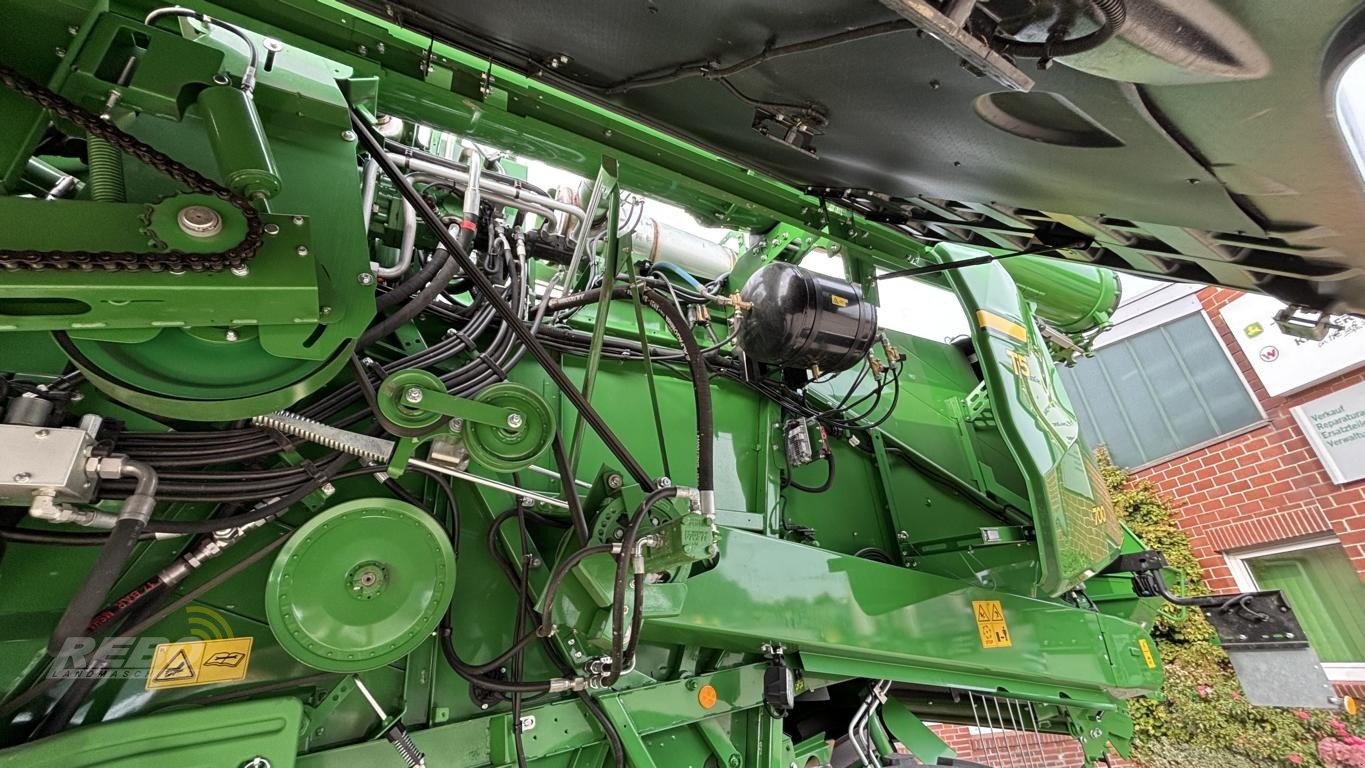 Mähdrescher typu John Deere MÄHDRESCHER T5700 MY25, Gebrauchtmaschine v Visbek/Rechterfeld (Obrázek 19)