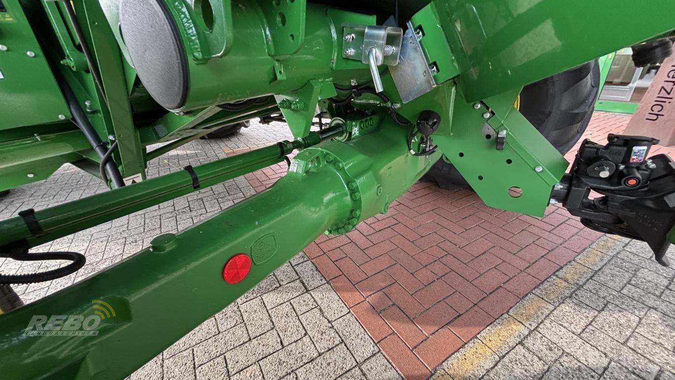 Mähdrescher typu John Deere MÄHDRESCHER T5700 MY25, Gebrauchtmaschine v Visbek/Rechterfeld (Obrázek 22)