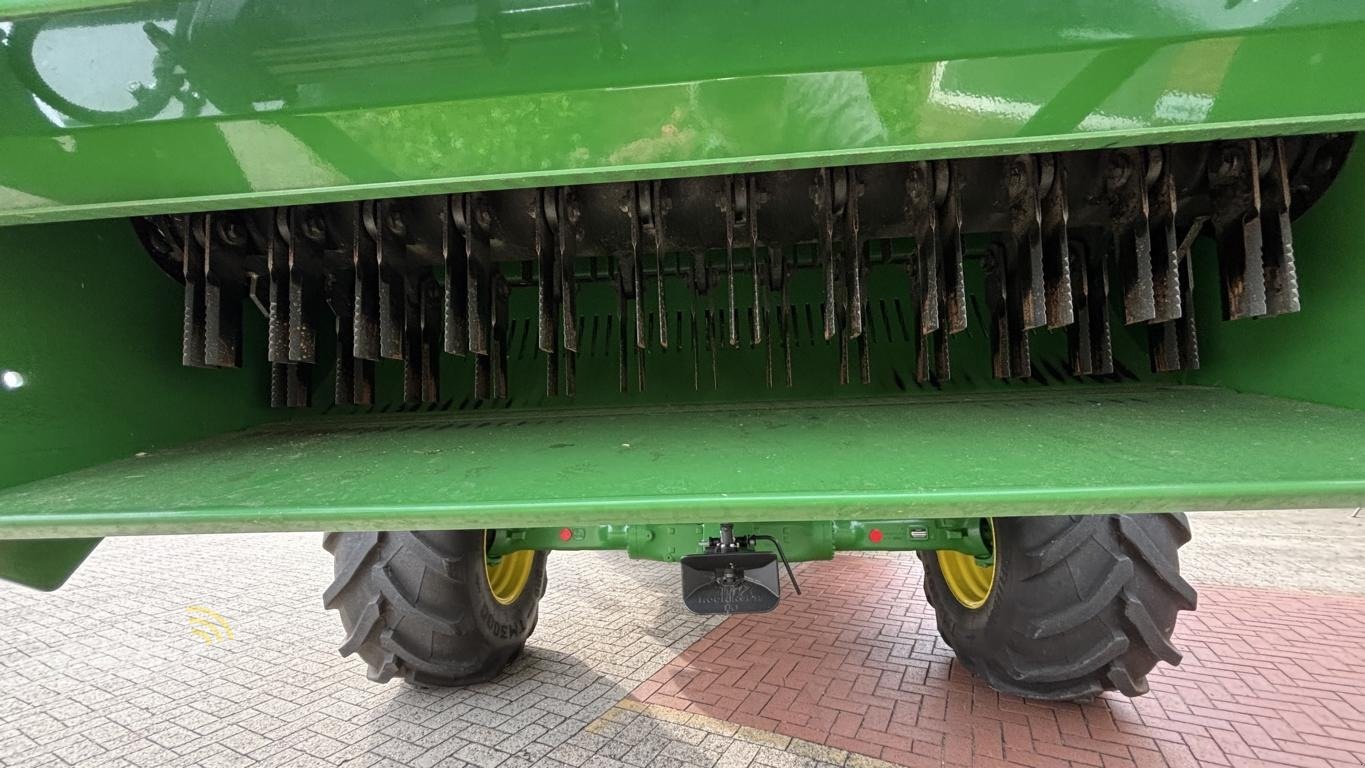 Mähdrescher typu John Deere MÄHDRESCHER T5700 MY25, Gebrauchtmaschine v Visbek/Rechterfeld (Obrázek 26)