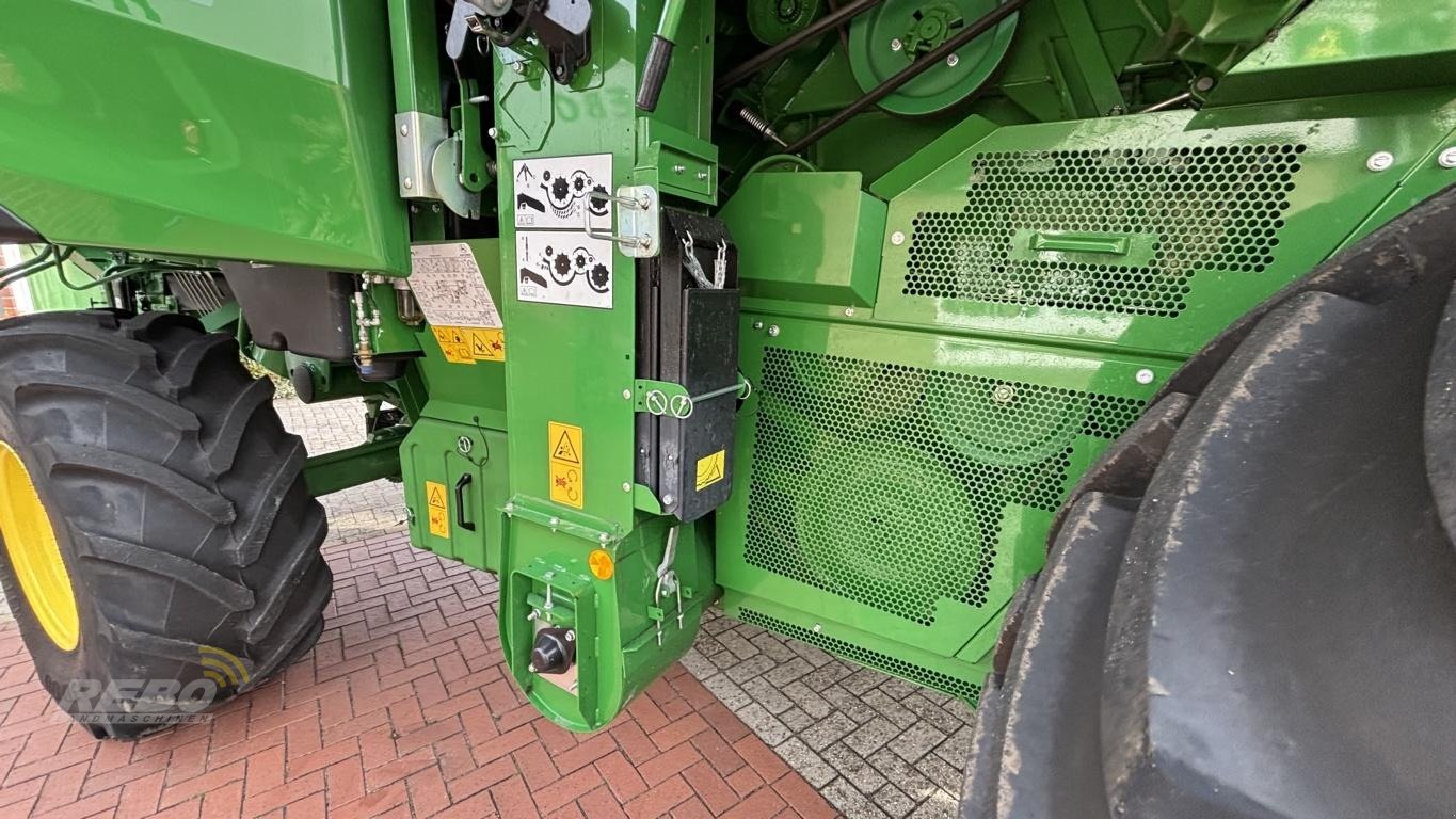 Mähdrescher typu John Deere MÄHDRESCHER T5700 MY25, Gebrauchtmaschine v Visbek/Rechterfeld (Obrázek 30)