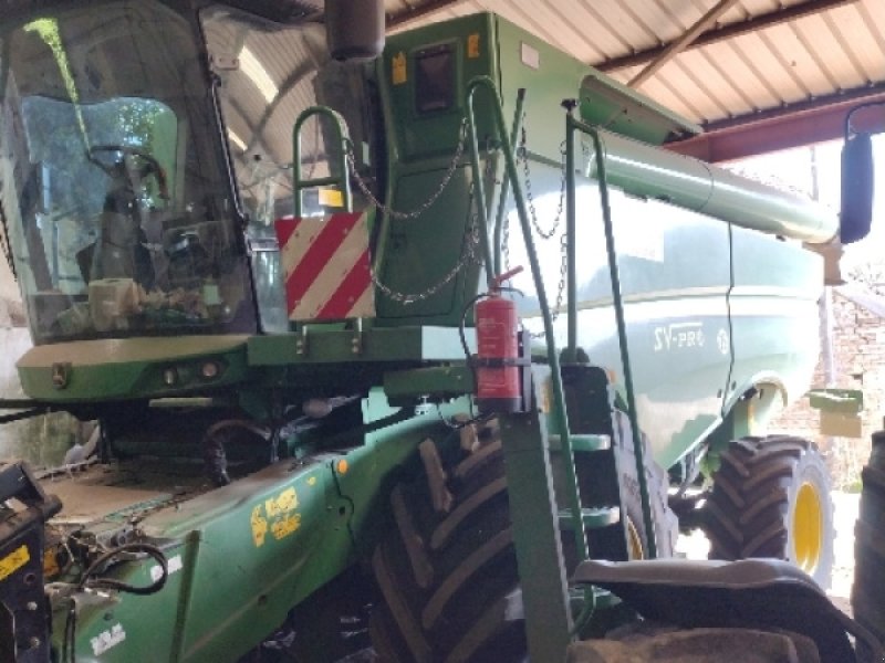 Mähdrescher typu John Deere S 670, Gebrauchtmaschine w CHAUMONT