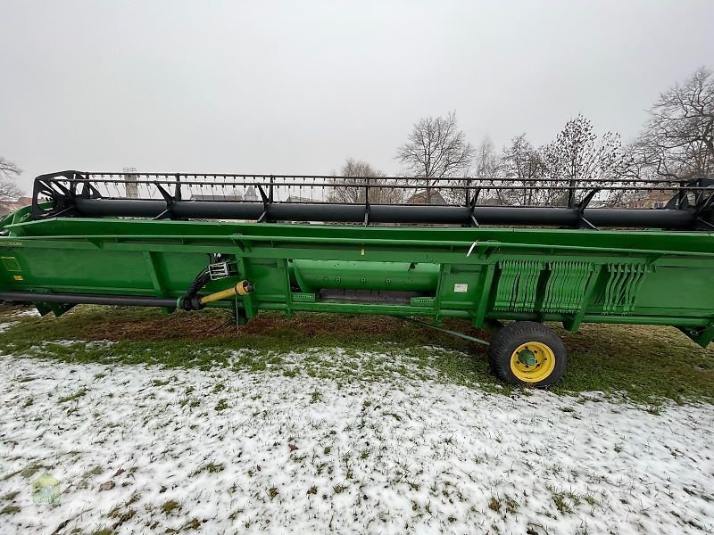 Mähdrescher tip John Deere S 680 i HM *Allrad*, Gebrauchtmaschine in Salsitz (Poză 21)