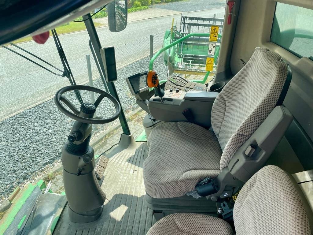 Mähdrescher of the type John Deere S 690 i, Gebrauchtmaschine in Vinderup (Picture 10)
