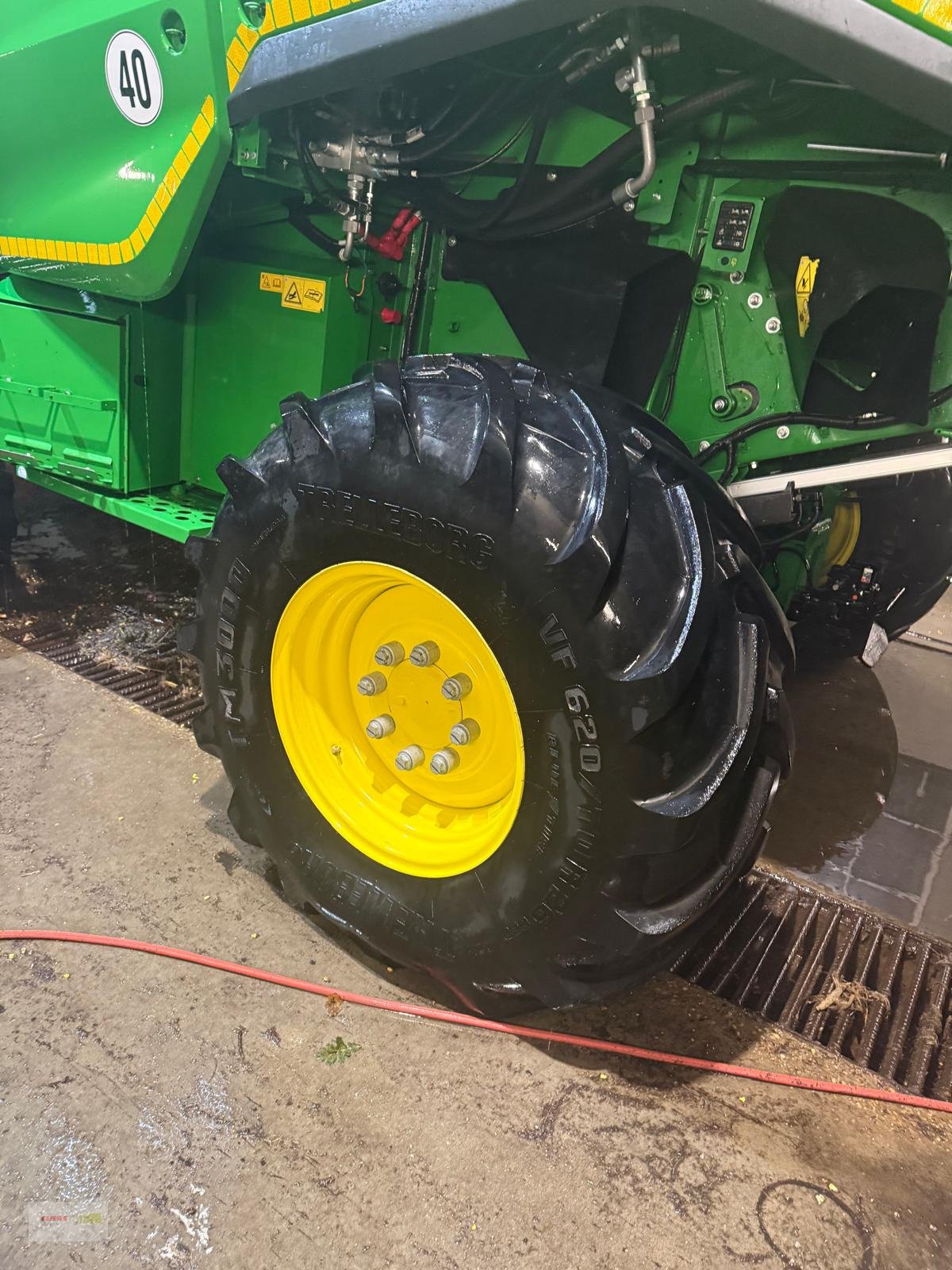 Mähdrescher typu John Deere S 7 800, Gebrauchtmaschine v Mengkofen (Obrázek 4)