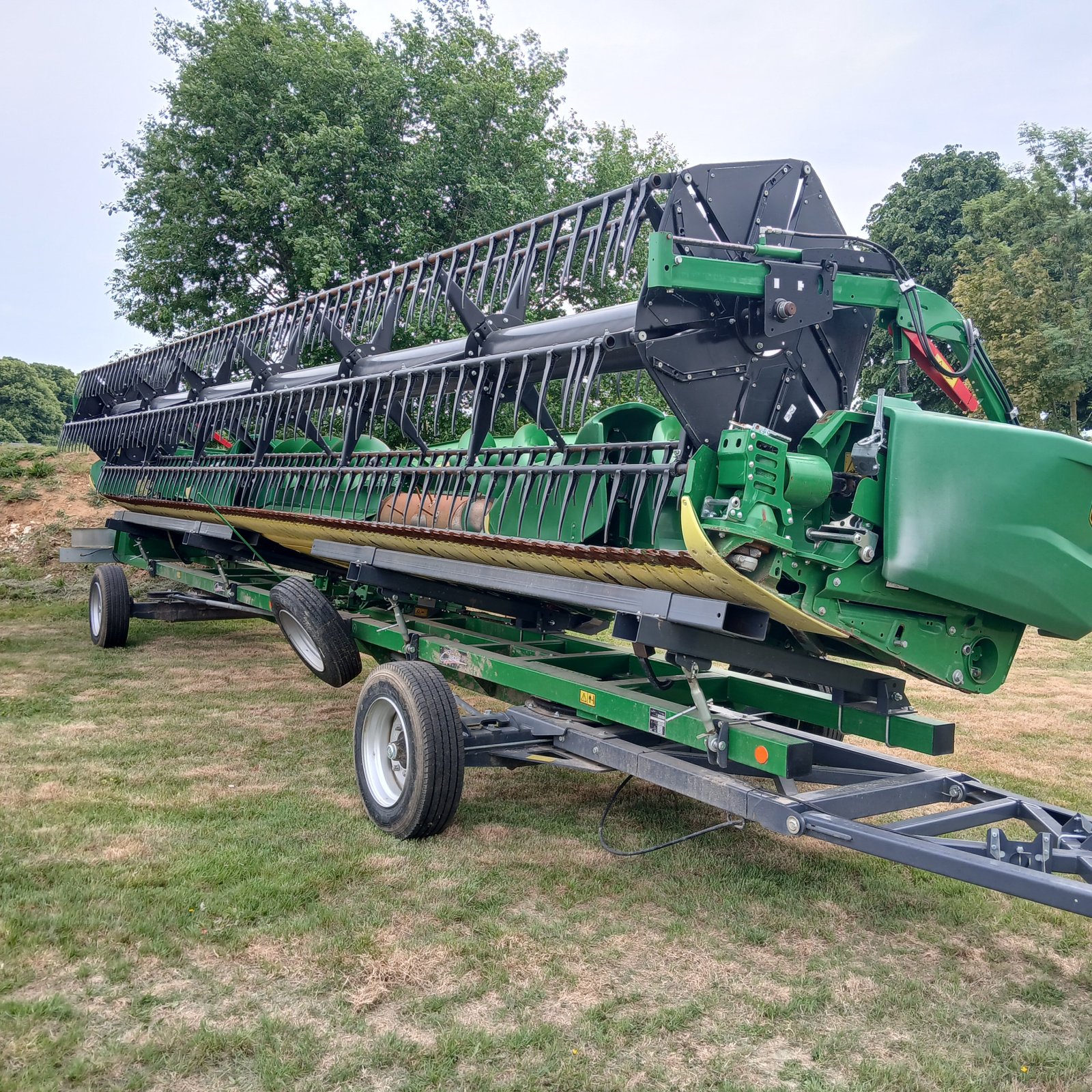 Mähdrescher of the type John Deere S 780 i, Gebrauchtmaschine in HERLIN LE SEC (Picture 5)