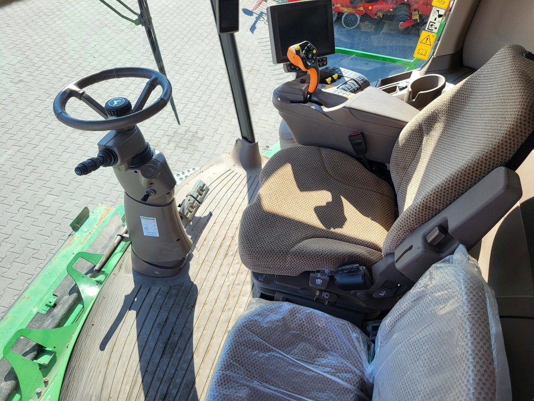 Mähdrescher of the type John Deere S 780 i, Gebrauchtmaschine in Mrągowo (Picture 7)