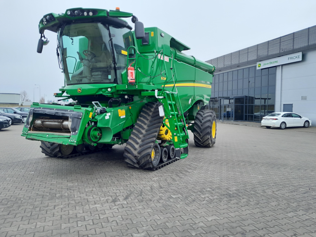 Mähdrescher typu John Deere S 780 i, Gebrauchtmaschine v Mrągowo (Obrázek 1)