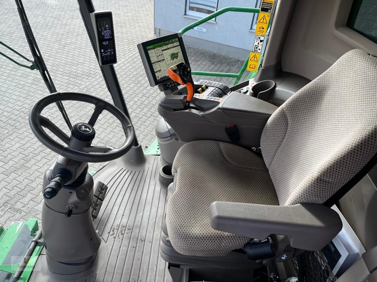 Mähdrescher of the type John Deere S 780i, Gebrauchtmaschine in Neuhof - Dorfborn (Picture 8)