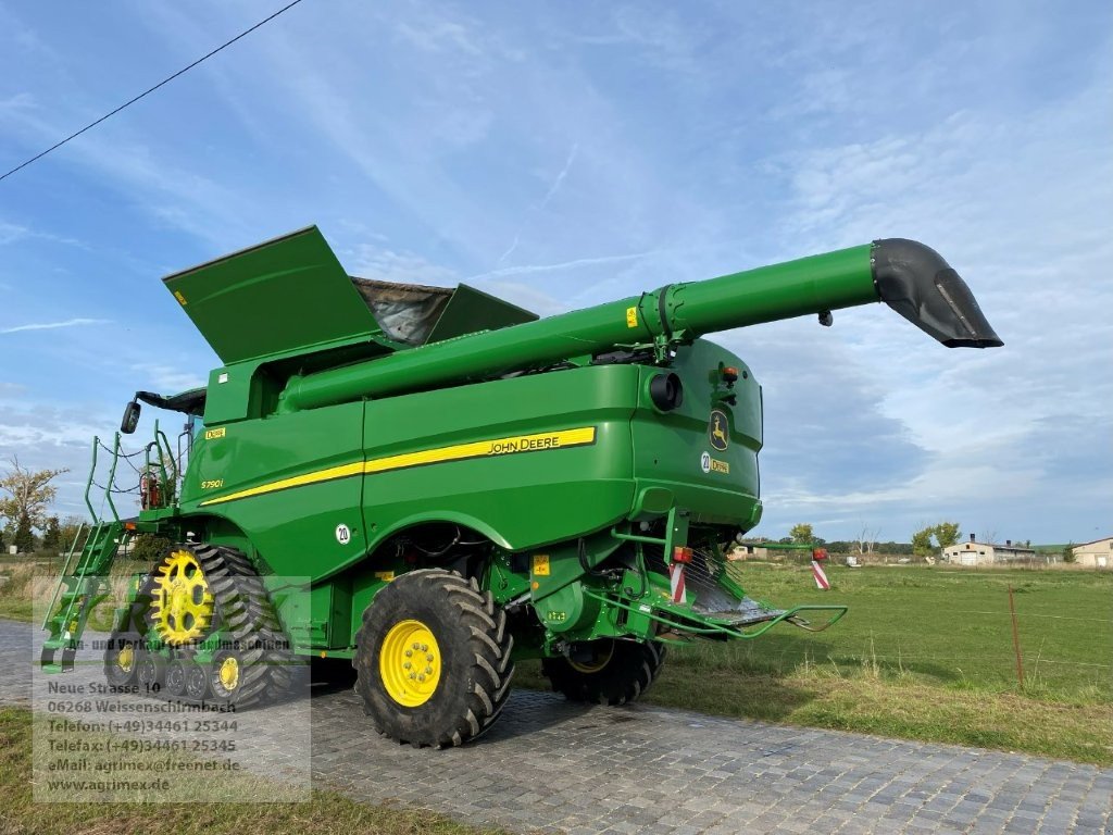 Mähdrescher типа John Deere S 790 i, Gebrauchtmaschine в Weißenschirmbach (Фотография 2)