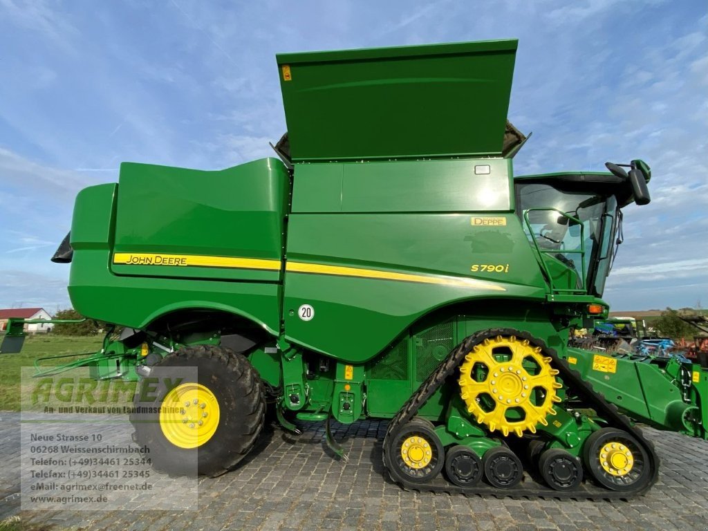 Mähdrescher типа John Deere S 790 i, Gebrauchtmaschine в Weißenschirmbach (Фотография 4)