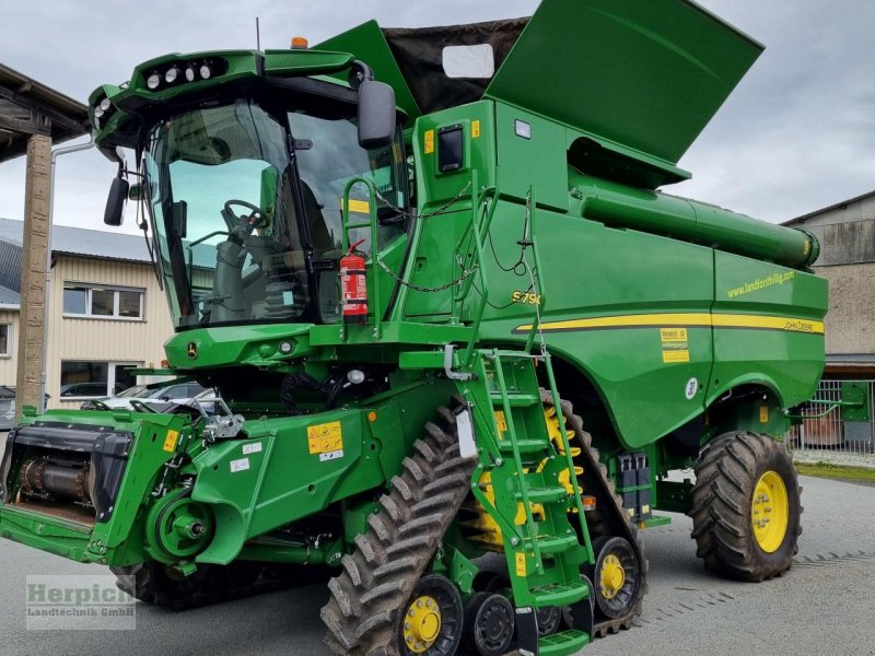 Mähdrescher del tipo John Deere S 790 mit HDX 35, Gebrauchtmaschine In Drebach (Immagine 1)