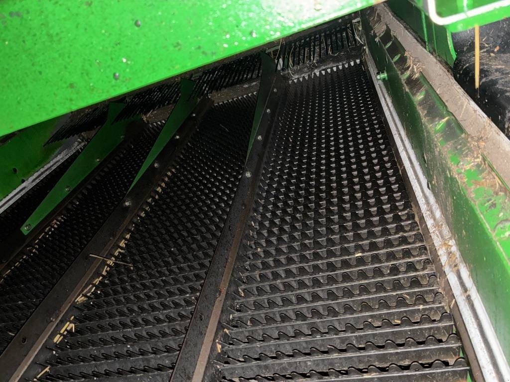 Mähdrescher типа John Deere S 790i, Gebrauchtmaschine в Hinnerup (Фотография 16)