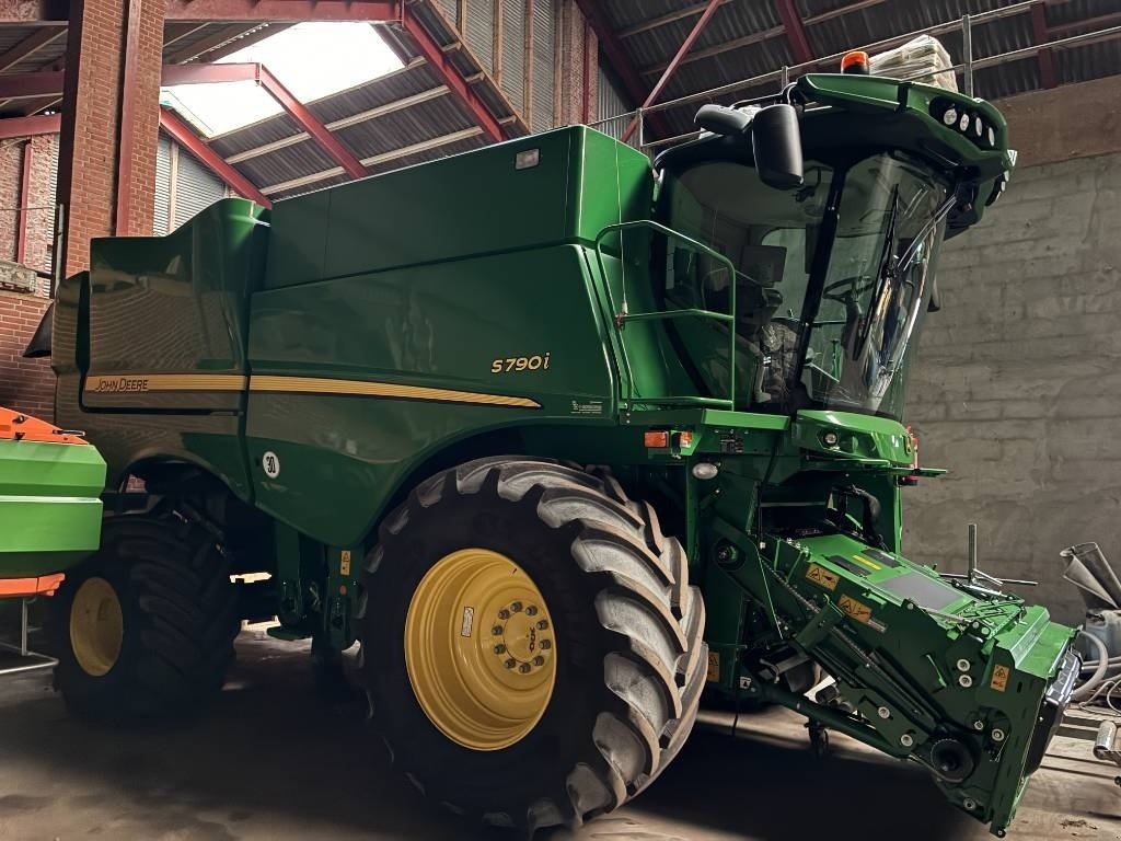 Mähdrescher типа John Deere S 790i, Gebrauchtmaschine в Hinnerup (Фотография 14)