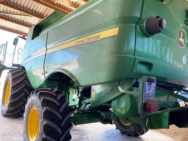 Mähdrescher tipa John Deere S660, Gebrauchtmaschine u SAINT-GERMAIN DU PUY (Slika 3)