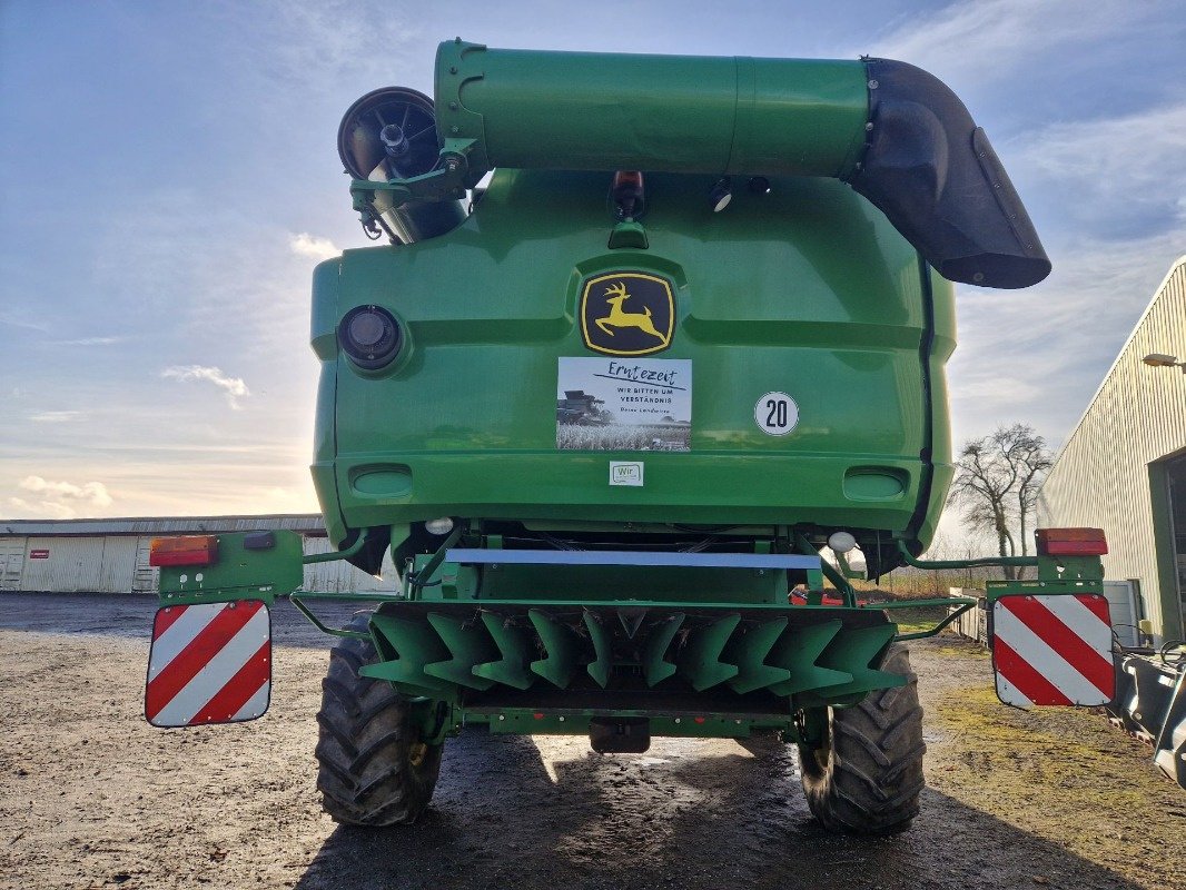 Mähdrescher del tipo John Deere S670 MY12, Gebrauchtmaschine en Neubrandenburg (Imagen 4)