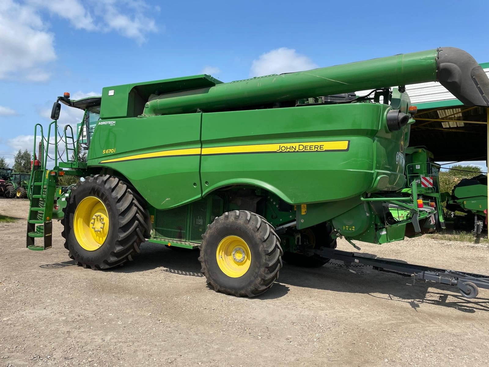 Mähdrescher of the type John Deere S670, Gebrauchtmaschine in BOSC LE HARD (Picture 4)