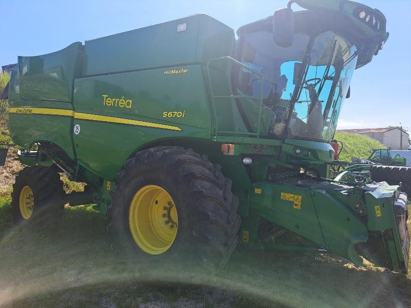 Mähdrescher tip John Deere S670HM, Gebrauchtmaschine in CORNY MACHEROMENIL (Poză 4)