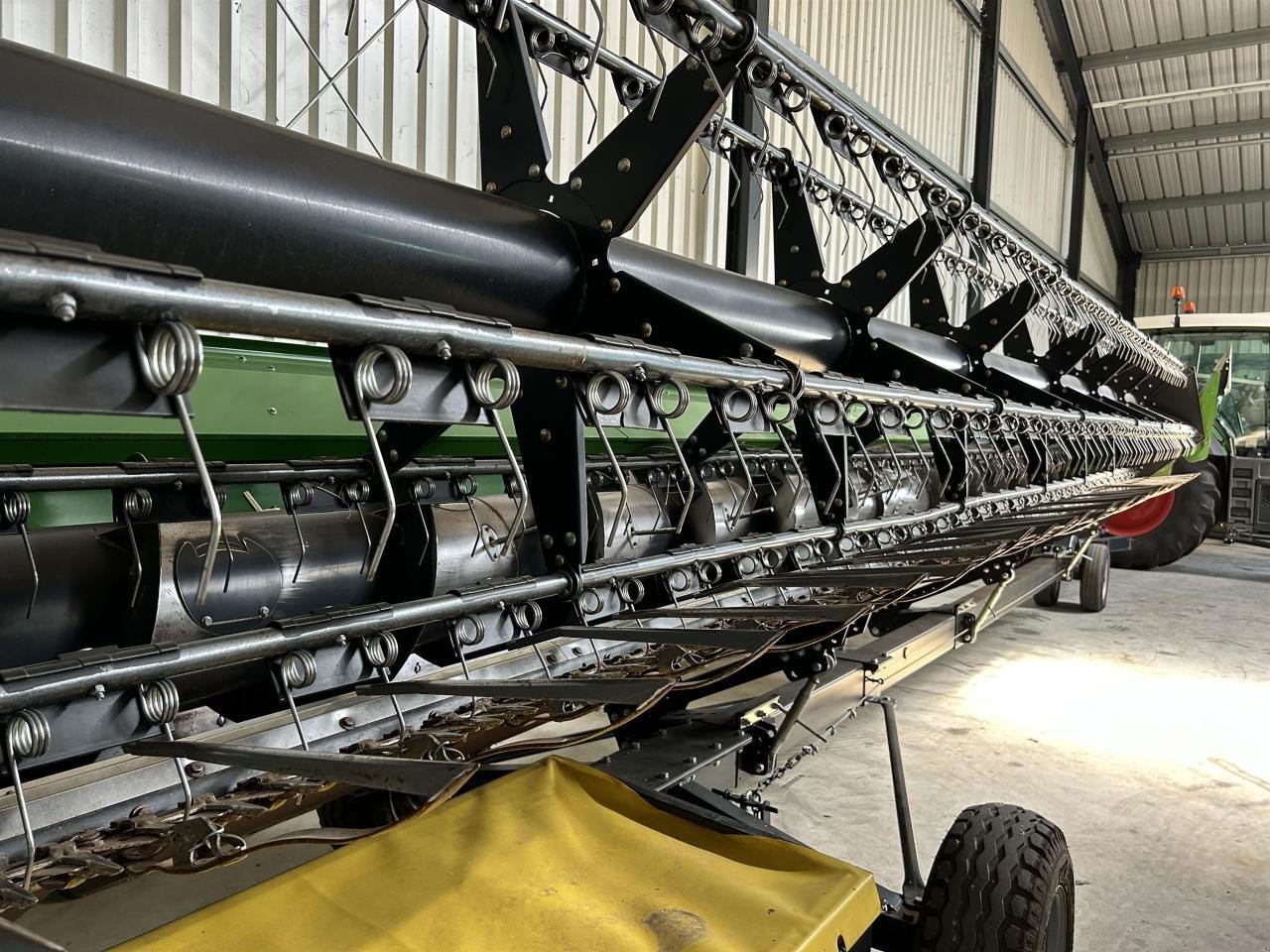 Mähdrescher des Typs John Deere S680 HM mit Geringhoff 630 VarioStar, Gebrauchtmaschine in Zweibrücken (Bild 11)