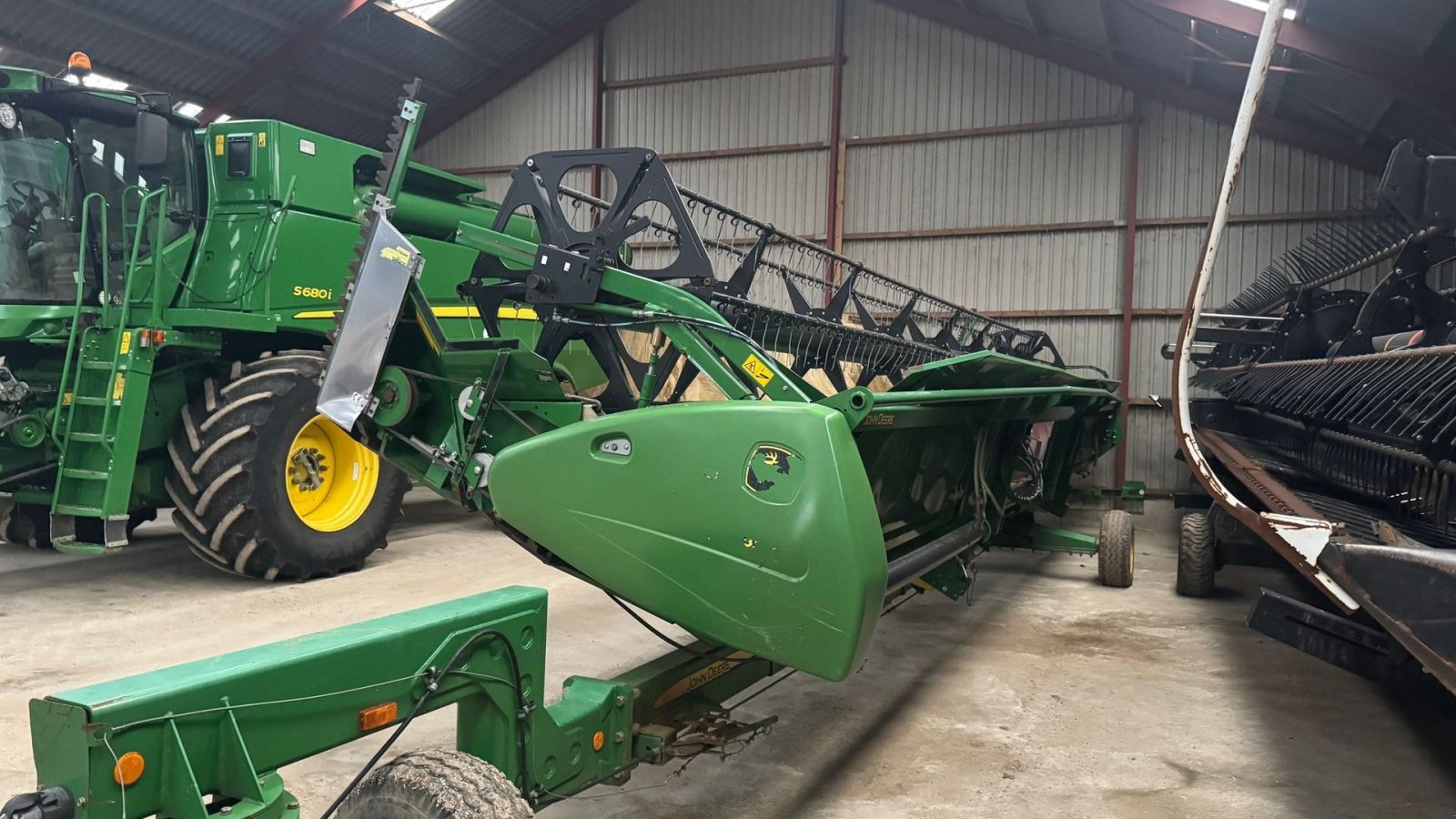 Mähdrescher des Typs John Deere S680i, Gebrauchtmaschine in Holstebro (Bild 11)