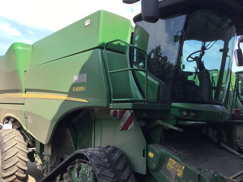 Mähdrescher des Typs John Deere S685i MY16 ProD 20, Gebrauchtmaschine in Neubrandenburg (Bild 25)