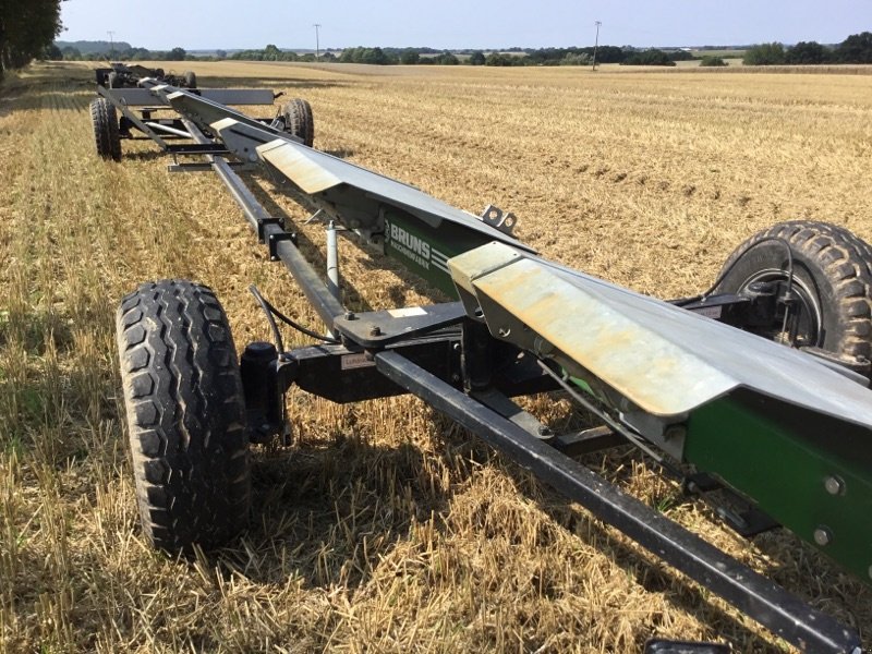 Mähdrescher del tipo John Deere S685i MY16 ProD 20, Gebrauchtmaschine In Neubrandenburg (Immagine 30)