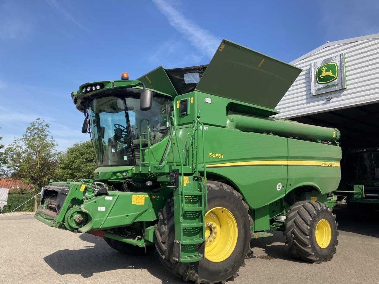 Mähdrescher typu John Deere S685I, Gebrauchtmaschine v Trige (Obrázok 1)