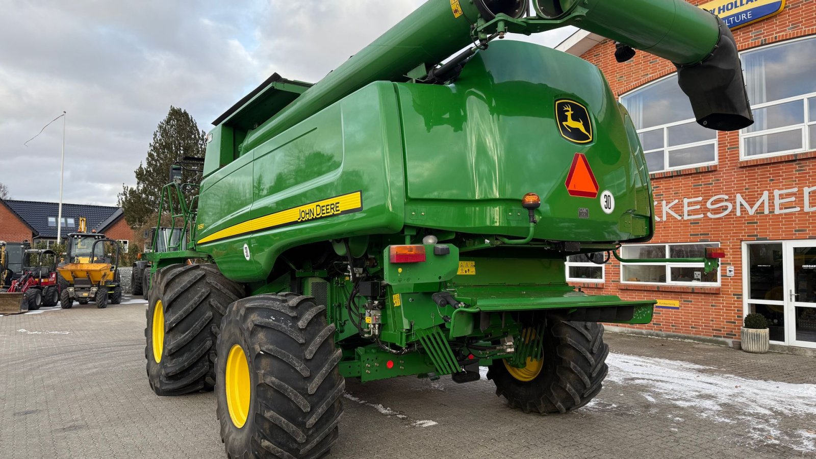 Mähdrescher του τύπου John Deere S690 + 30” 630R skærebord, Gebrauchtmaschine σε Gjerlev J. (Φωτογραφία 8)