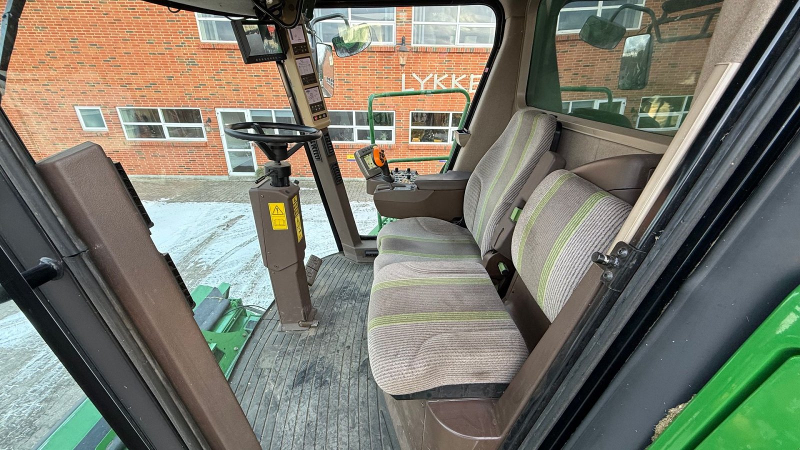 Mähdrescher του τύπου John Deere S690 + 30” 630R skærebord, Gebrauchtmaschine σε Gjerlev J. (Φωτογραφία 16)