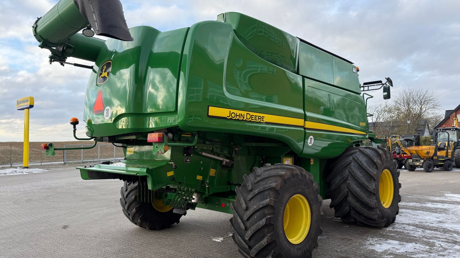 Mähdrescher του τύπου John Deere S690 + 30” 630R skærebord, Gebrauchtmaschine σε Gjerlev J. (Φωτογραφία 5)