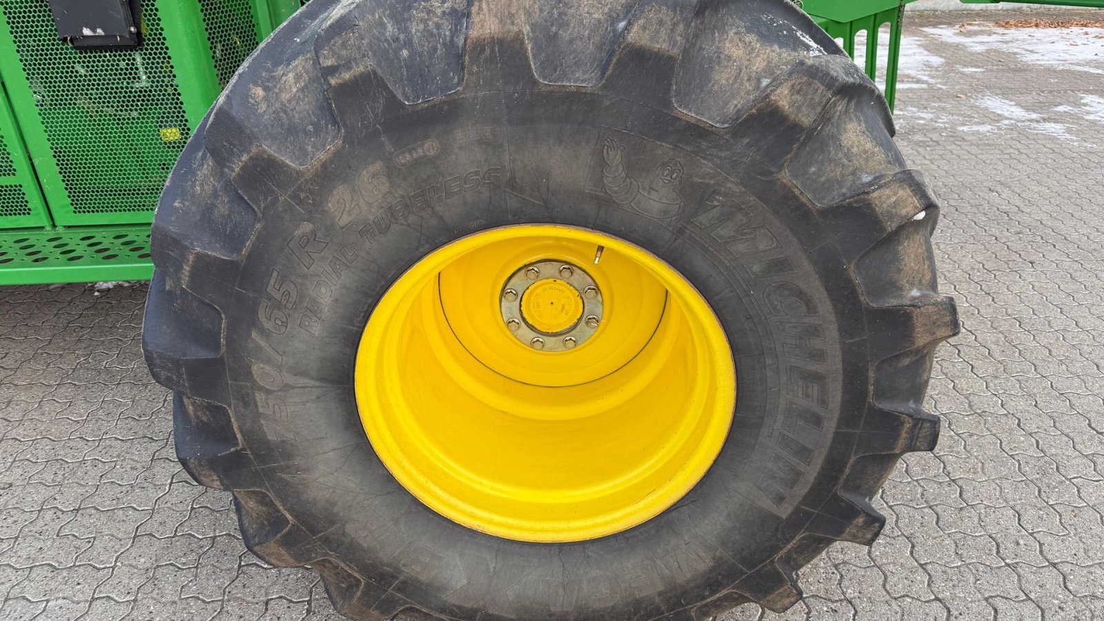 Mähdrescher van het type John Deere S690 + 30” 630R skærebord, Gebrauchtmaschine in Gjerlev J. (Foto 9)