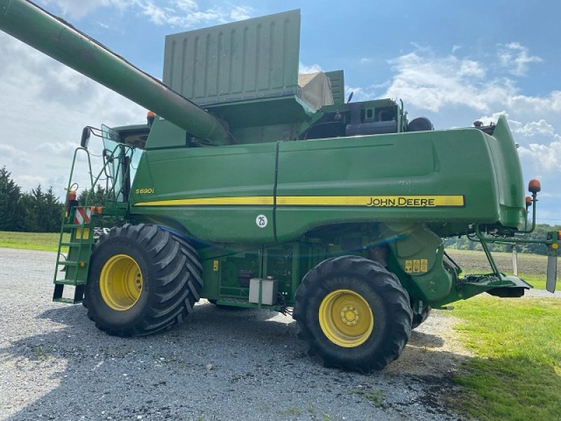 Mähdrescher typu John Deere S690, Gebrauchtmaschine w LE PONT CHRETIEN (Zdjęcie 4)