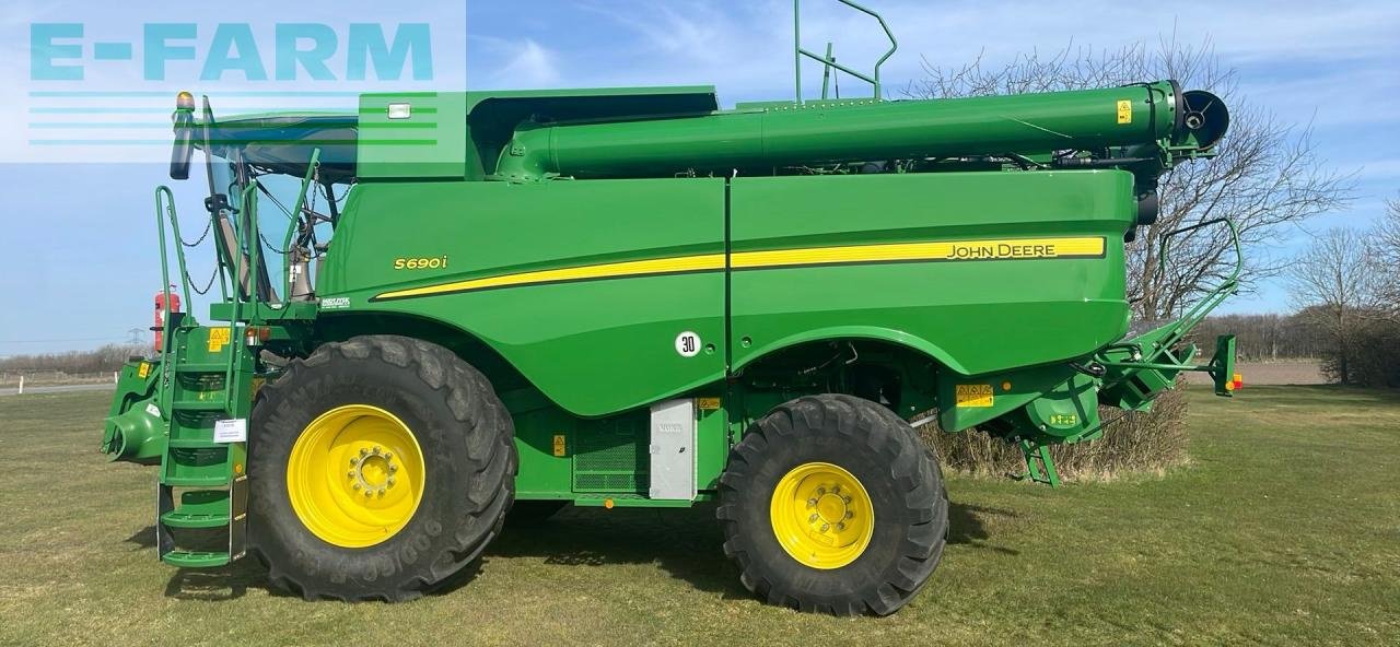 Mähdrescher Türe ait John Deere S690, Gebrauchtmaschine içinde BRAMMING (resim 2)