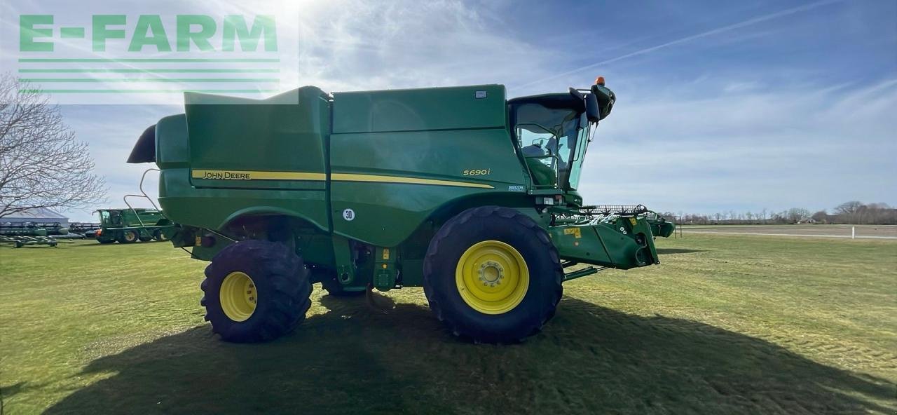 Mähdrescher Türe ait John Deere S690, Gebrauchtmaschine içinde BRAMMING (resim 4)