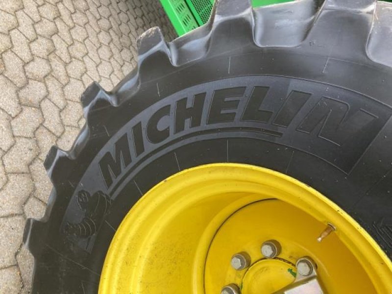 Mähdrescher van het type John Deere S690, Gebrauchtmaschine in Bramming (Foto 15)