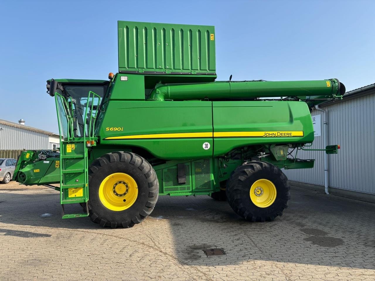 Mähdrescher typu John Deere S690, Gebrauchtmaschine w Bramming (Zdjęcie 7)