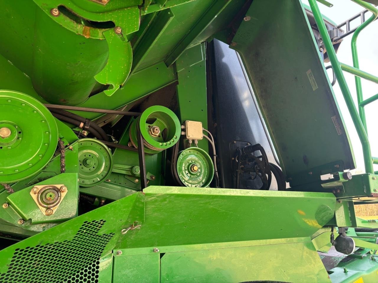 Mähdrescher typu John Deere S690, Gebrauchtmaschine w Bramming (Zdjęcie 31)