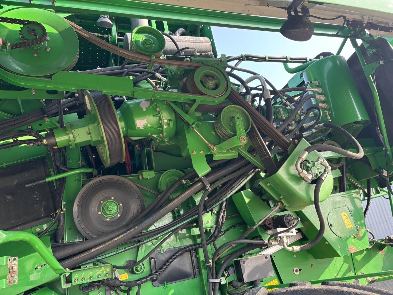 Mähdrescher typu John Deere S690, Gebrauchtmaschine w Bramming (Zdjęcie 21)