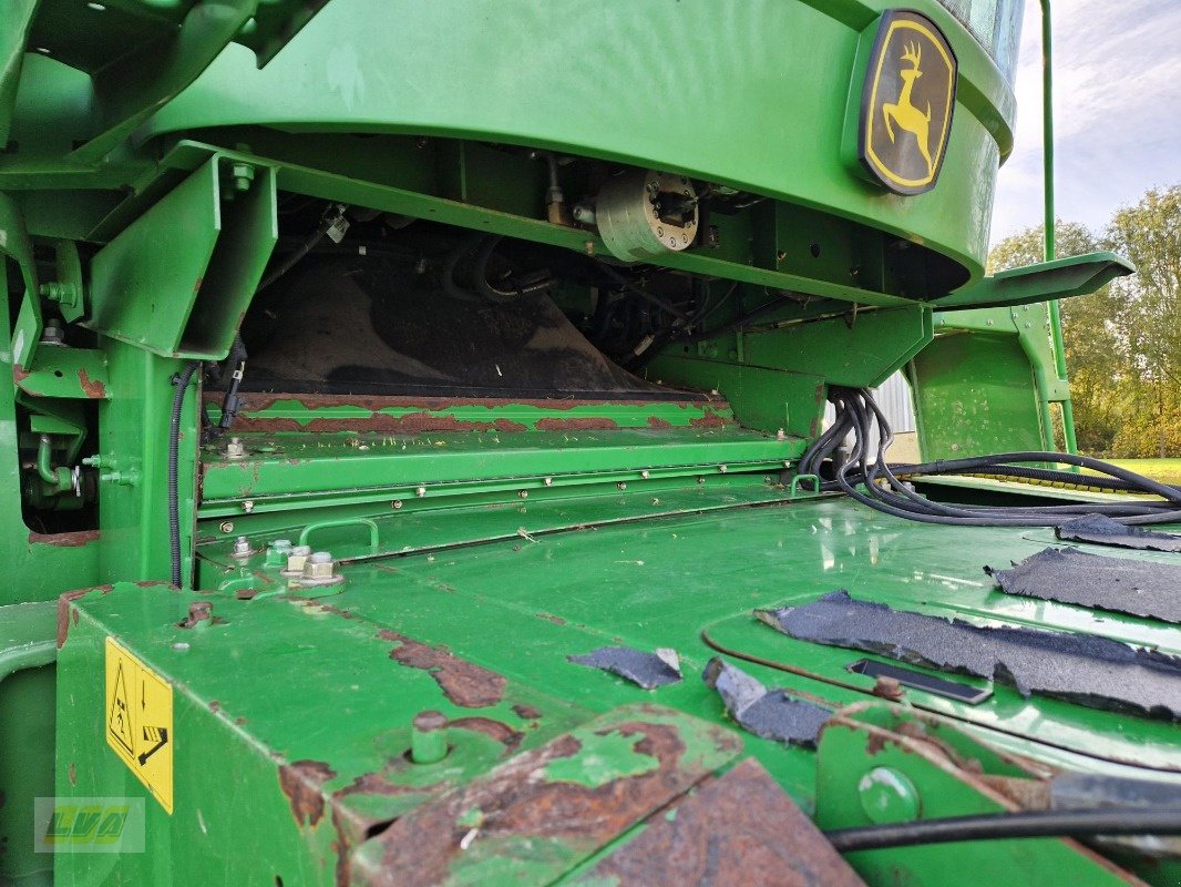 Mähdrescher del tipo John Deere S690, Gebrauchtmaschine In Schenkenberg (Immagine 12)