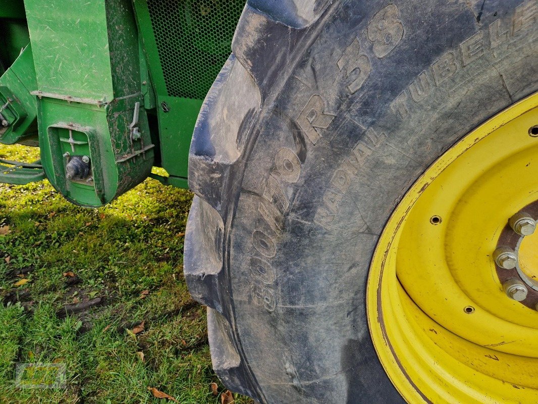 Mähdrescher del tipo John Deere S690, Gebrauchtmaschine In Schenkenberg (Immagine 14)