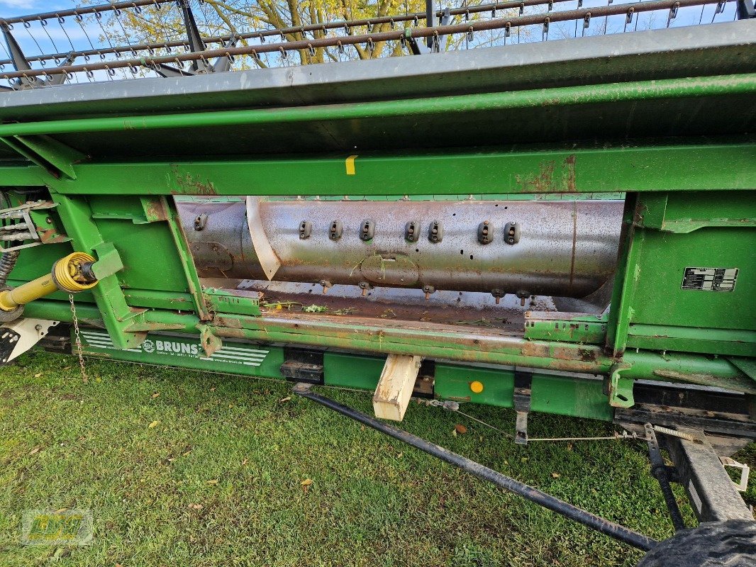Mähdrescher del tipo John Deere S690, Gebrauchtmaschine In Schenkenberg (Immagine 29)