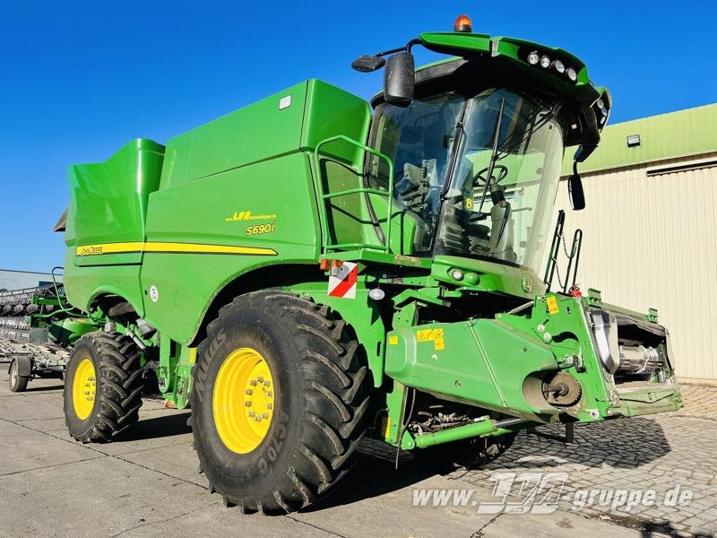 Mähdrescher del tipo John Deere S690, Gebrauchtmaschine In Sülzetal OT Altenweddingen (Immagine 2)