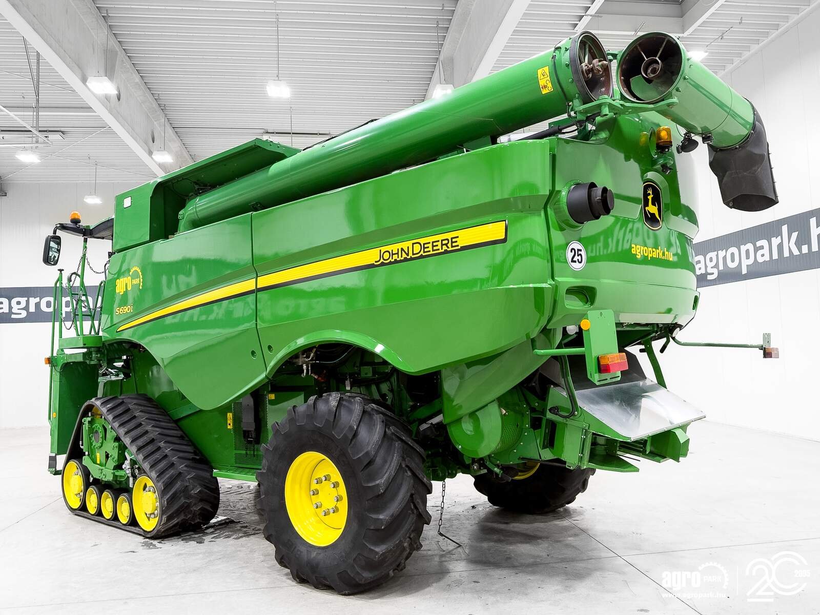 Mähdrescher des Typs John Deere S690i, Gebrauchtmaschine in Csengele (Bild 5)