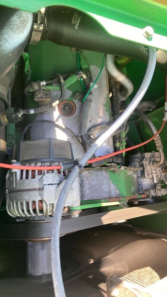 Mähdrescher des Typs John Deere S690I, Gebrauchtmaschine in Kolding (Bild 12)