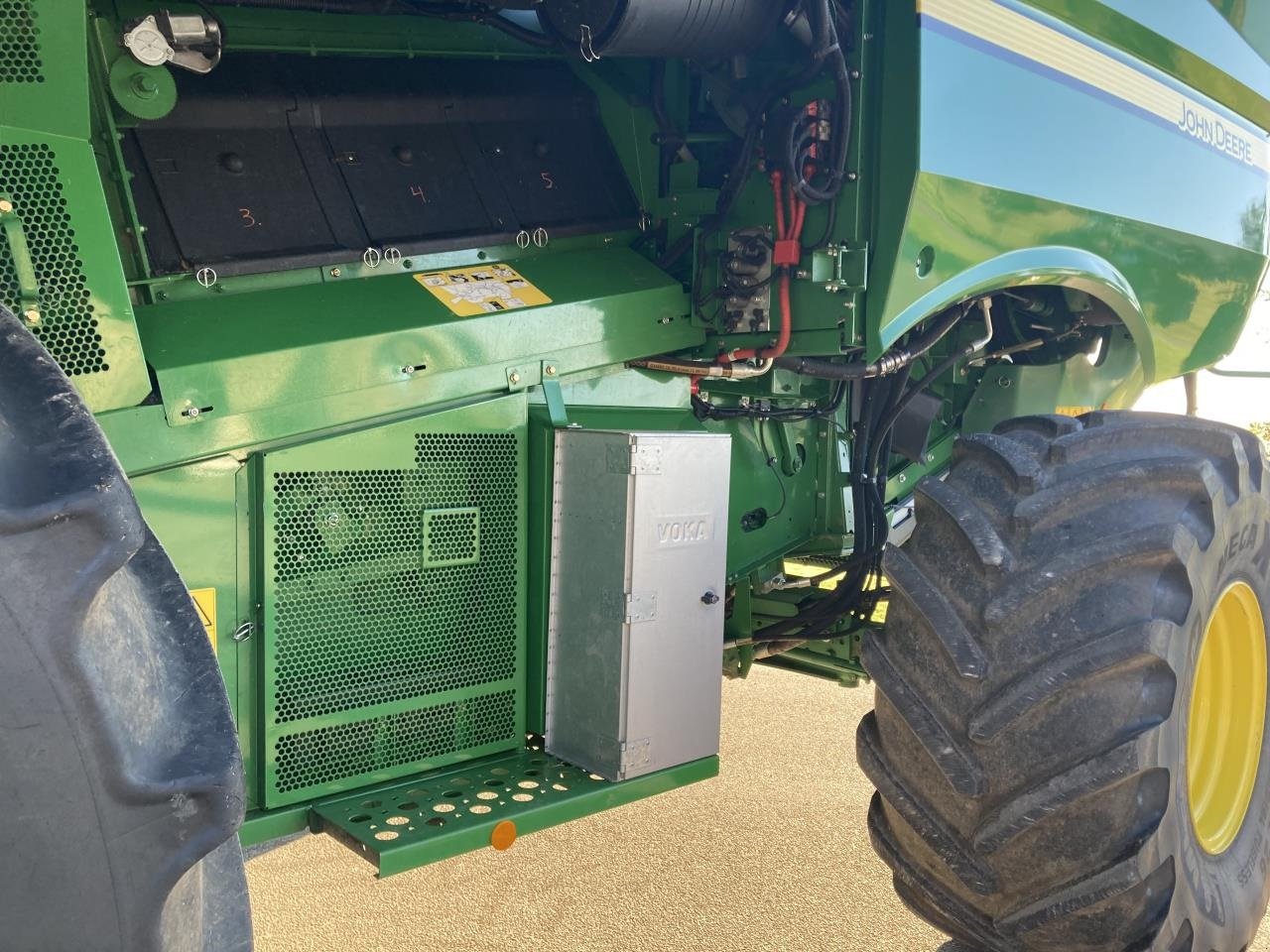 Mähdrescher des Typs John Deere S690I, Gebrauchtmaschine in Bramming (Bild 9)