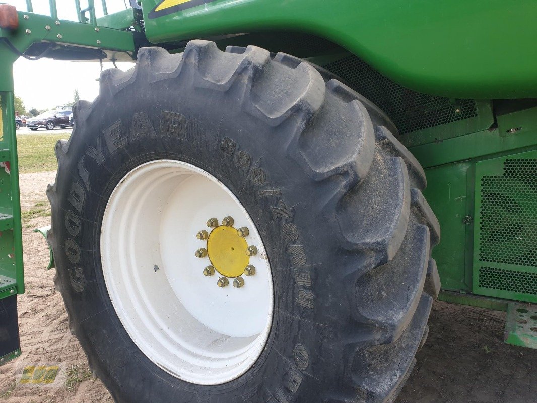 Mähdrescher typu John Deere S690i, Gebrauchtmaschine v Schenkenberg (Obrázek 11)