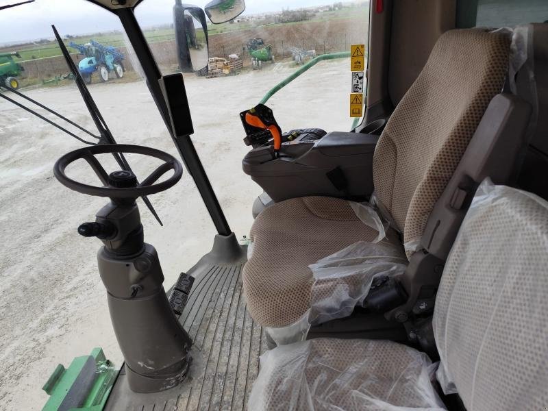 Mähdrescher del tipo John Deere S770, Gebrauchtmaschine en CHAUMESNIL (Imagen 8)