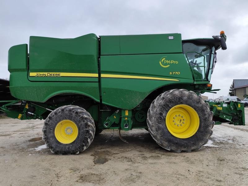 Mähdrescher del tipo John Deere S770, Gebrauchtmaschine en CHAUMESNIL (Imagen 5)