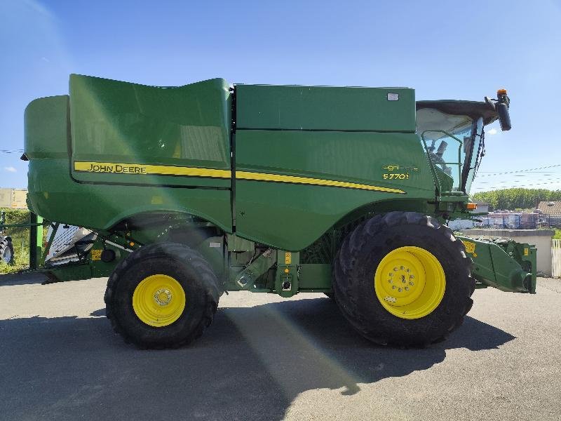 Mähdrescher typu John Deere S770, Gebrauchtmaschine v SAINT GENEST D'AMBIERE (Obrázek 3)