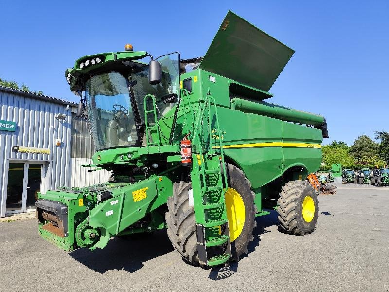 Mähdrescher typu John Deere S770, Gebrauchtmaschine v SAINT GENEST D'AMBIERE (Obrázek 5)