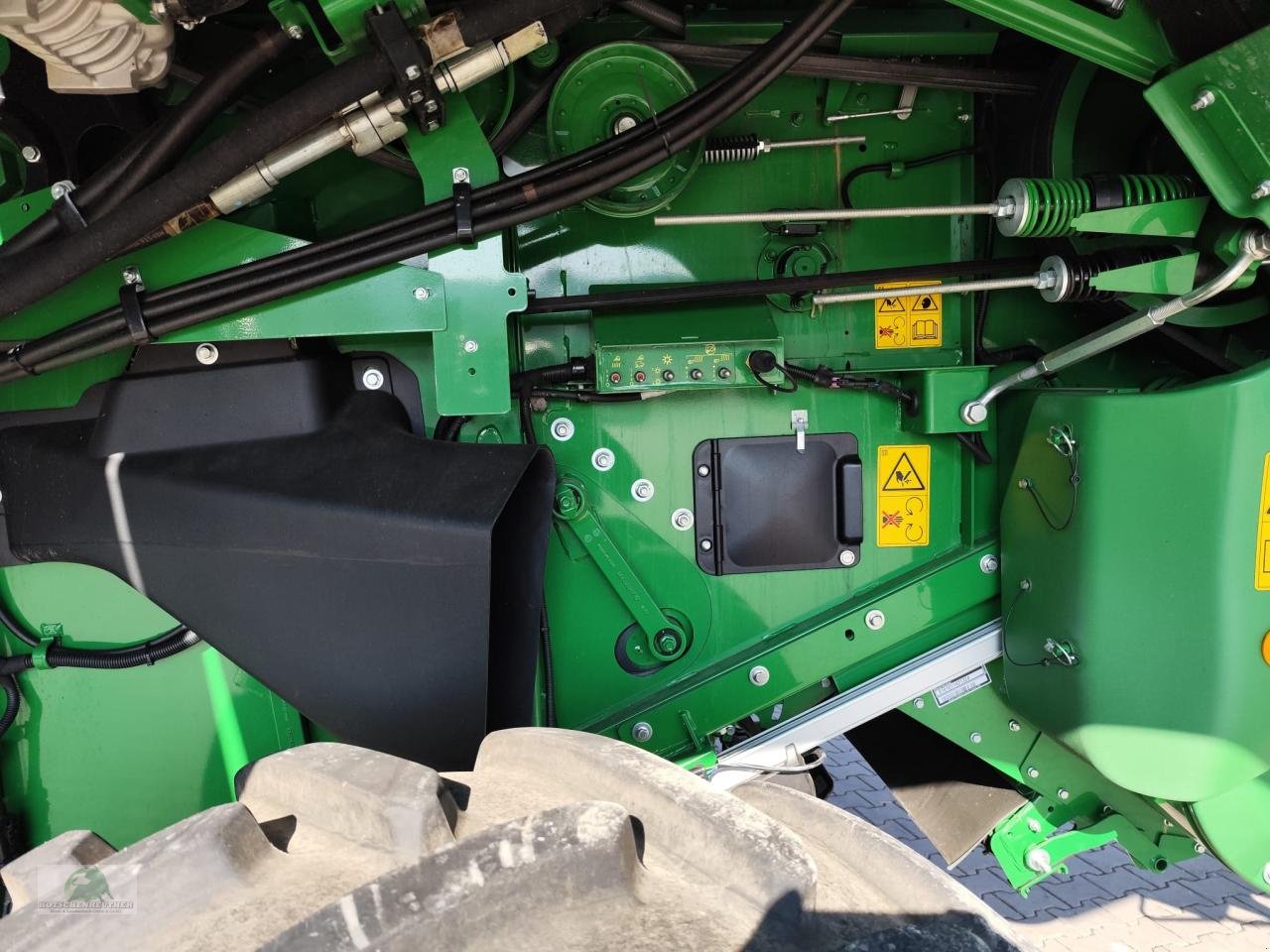 Mähdrescher of the type John Deere S770i Hill Master, Gebrauchtmaschine in Wasungen (Picture 17)